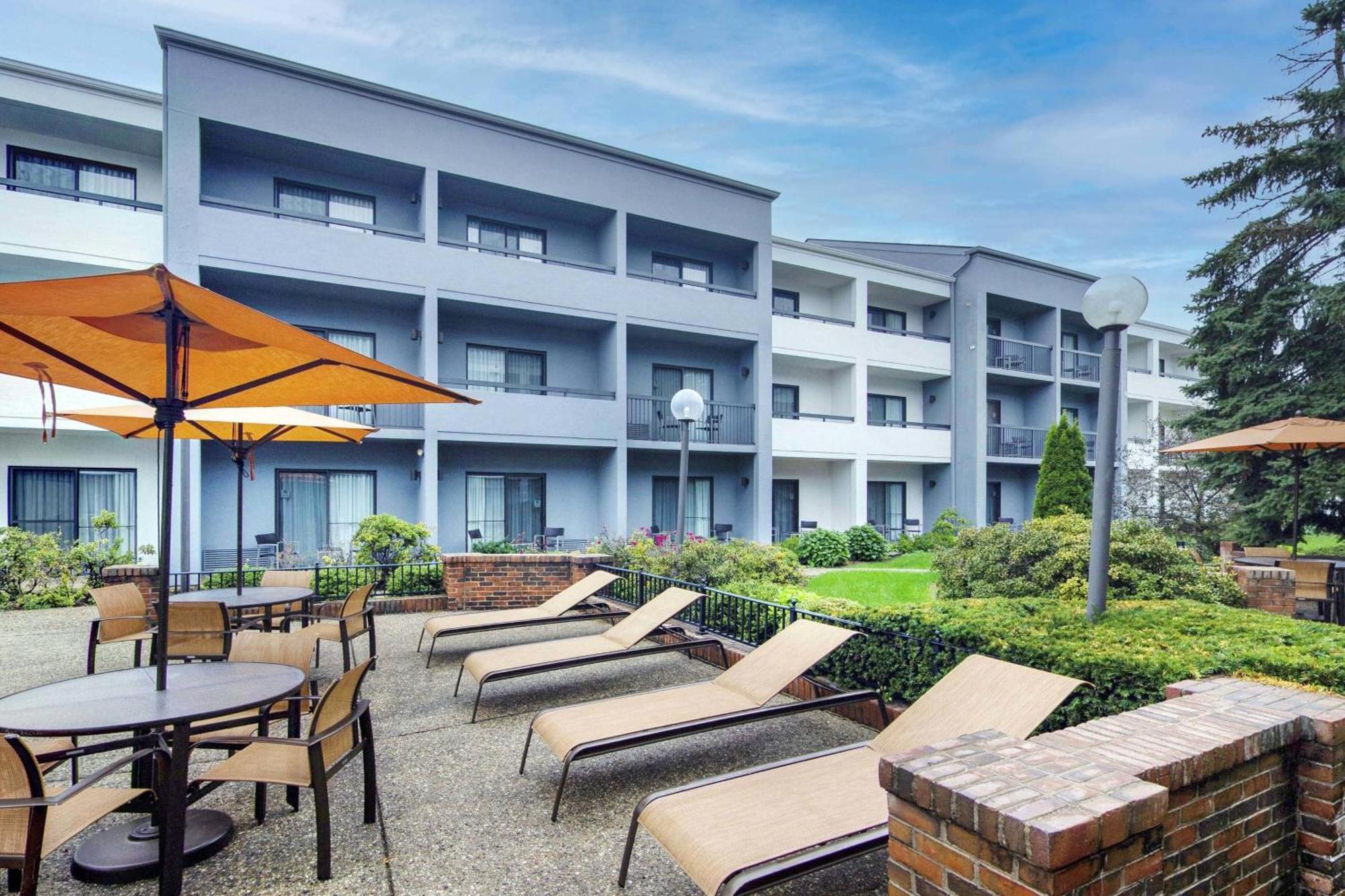 Hotel Courtyard Chicago Glenview/Northbrook Esterno foto